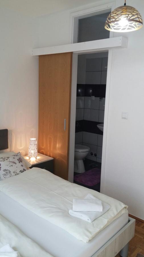 Guesthouse Sebalj Rakovica Exteriör bild